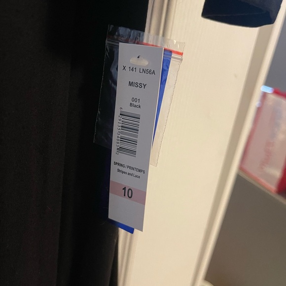 BLACK DRESS - Picture 6 of 7